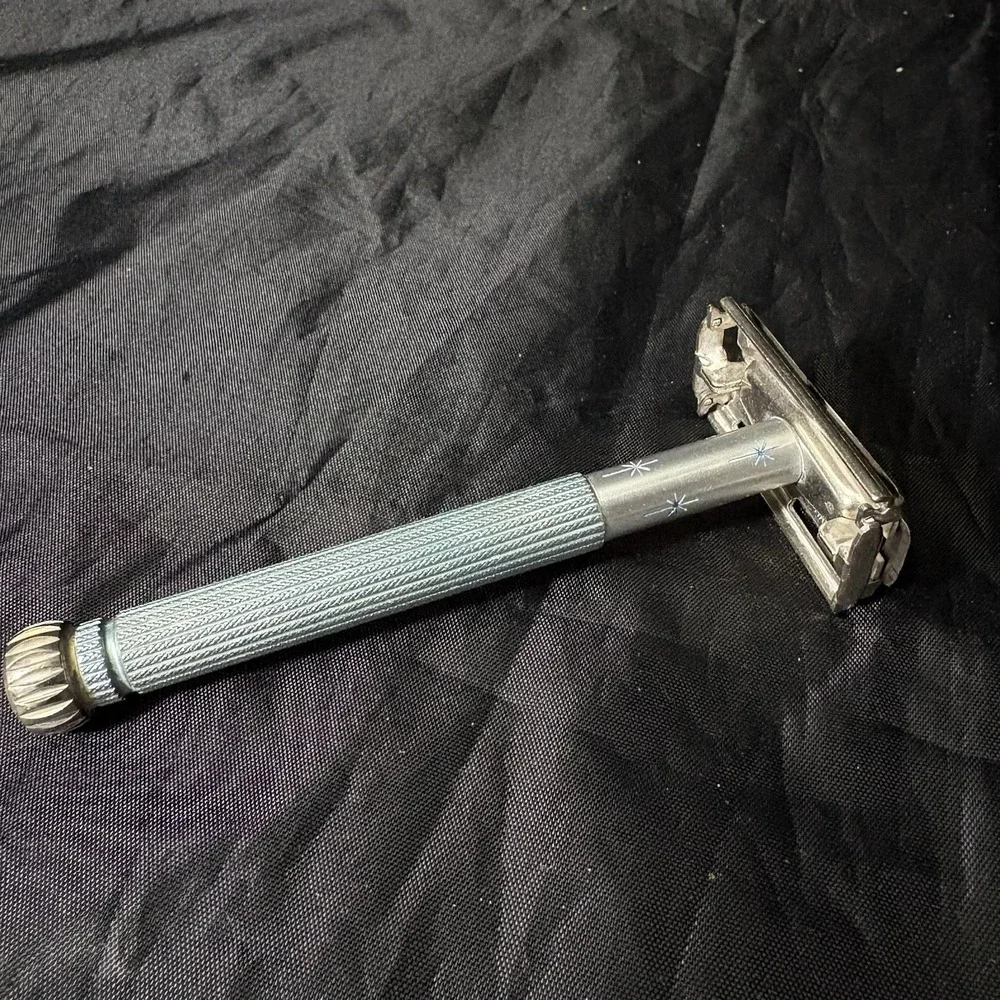 Vintage Lady Gillette Blue Starburst Safety Razor 1965 MCM Baby Blue Light Blue